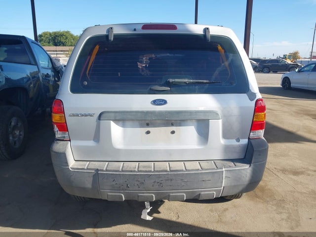 2007 Ford Escape Xls/xls Manual მანქანა იყიდება აუქციონზე, vin: 1FMYU02ZX7KA61112, აუქციონის ნომერი: 46171515