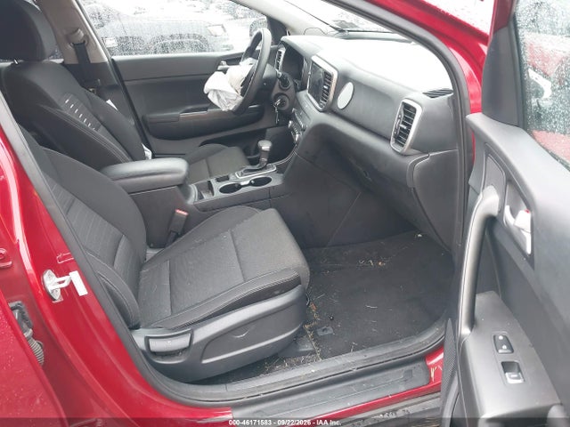 Продажа на аукционе авто 2020 Kia Sportage Lx, vin: KNDPMCAC6L7781907, номер лота: 46171583
