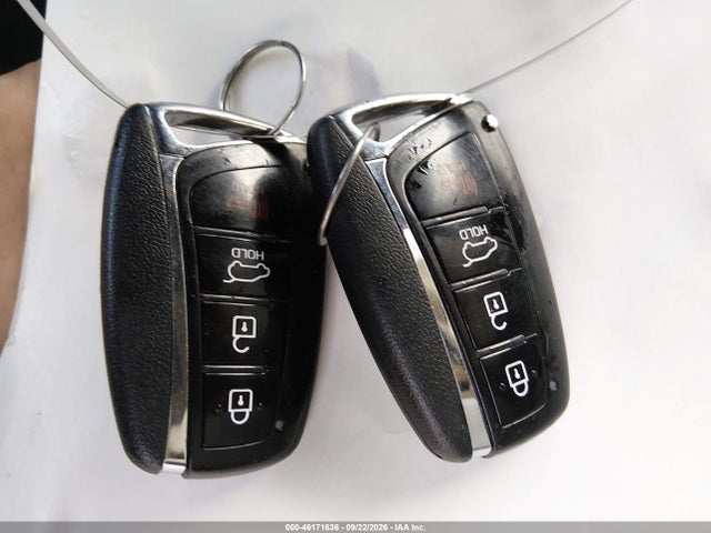 5XYZUDLB5JG511604 Hyundai Santa Fe Sport 2.4l