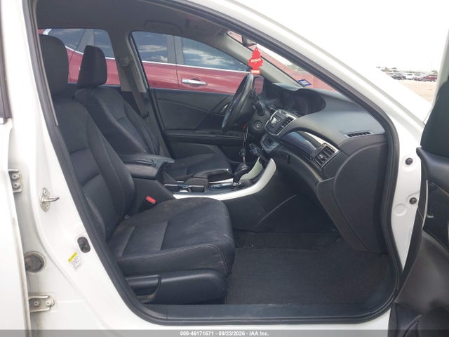 2015 Honda Accord Sport მანქანა იყიდება აუქციონზე, vin: 1HGCR2F53FA243808, აუქციონის ნომერი: 46171671