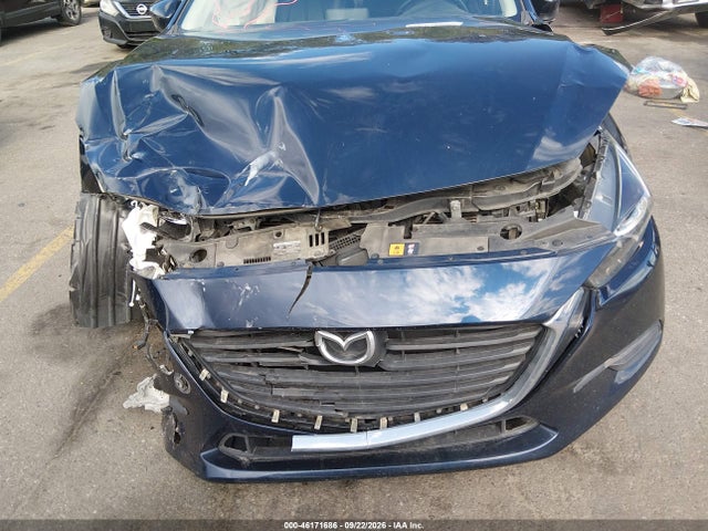 Mazda Mazda3 Touring 2018 3MZBN1V35JM163743 Image 6