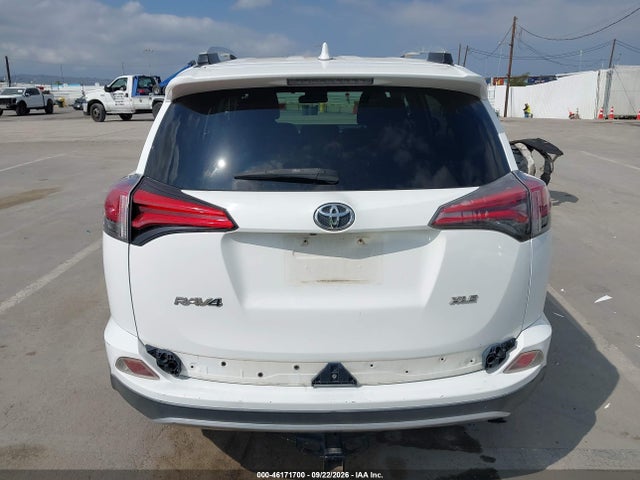 Toyota Rav4 Xle 2016 2T3WFREV7GW242629 Image 15