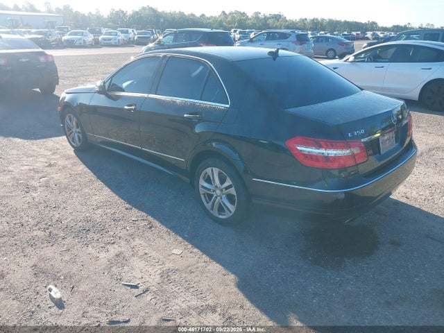 46171702 :رقم المزاد ، WDDHF8HB1BA320601 vin ، 2011 Mercedes-benz E 350 4matic مزاد بيع