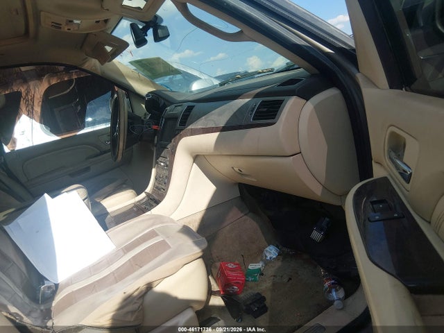 Продаж на аукціоні авто 2007 Cadillac Escalade, vin: 1GYFK63827R299922, номер лоту: 46171736