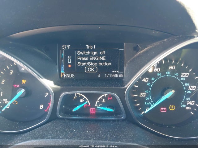 46171757 :رقم المزاد ، 1FMCU0J97EUA97417 vin ، 2014 Ford Escape Titanium مزاد بيع