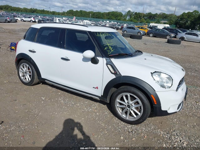 46171761 :رقم المزاد ، WMWZC5C58FWP46525 vin ، 2015 Mini Countryman Cooper S مزاد بيع