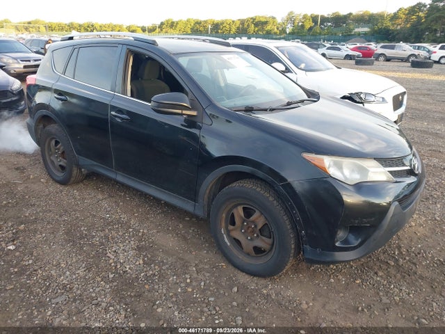 46171789 :رقم المزاد ، 2T3BFREV4FW324766 vin ، 2015 Toyota Rav4 Le مزاد بيع