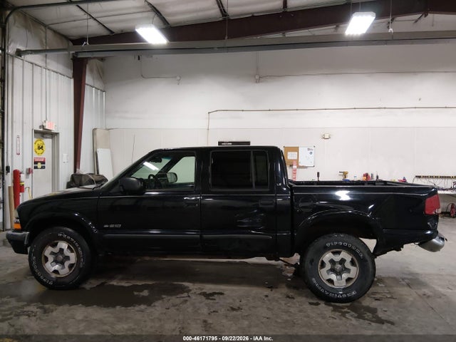 46171795 :رقم المزاد ، 1GCDT13W82K179538 vin ، 2002 Chevrolet S-10 Ls مزاد بيع