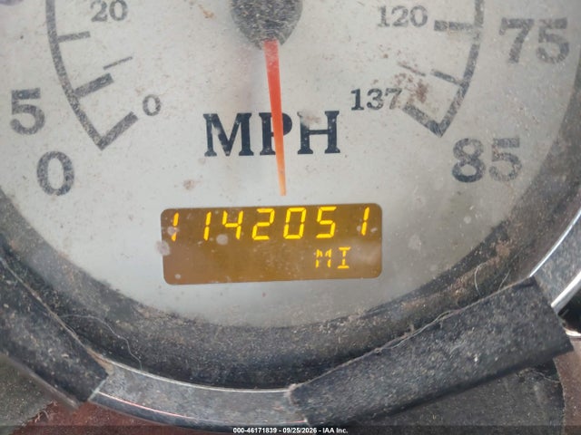 46171839 :رقم المزاد ، 2HSCNAPR85C034798 vin ، 2005 International 9400 9400i مزاد بيع