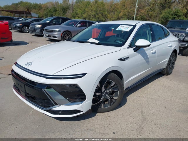 Hyundai SONATA SEL 2025 KMHL64JA7SA512812 Image 2