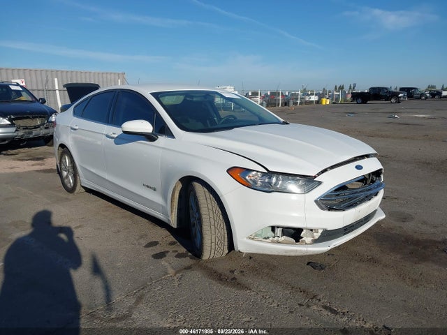 2017 3FA6P0LU7HR385403 главное изображение