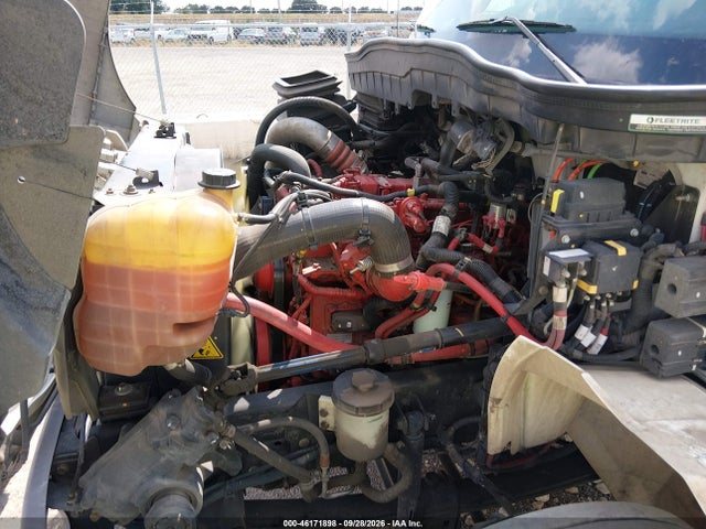 International Mv 2022 3HAEUMML6NL321780 Image 9
