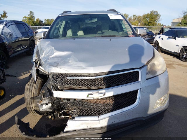 46171900 :رقم المزاد ، 1GNKRJED1BJ407037 vin ، 2011 Chevrolet Traverse 2lt مزاد بيع
