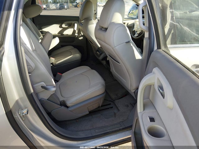 46171900 :رقم المزاد ، 1GNKRJED1BJ407037 vin ، 2011 Chevrolet Traverse 2lt مزاد بيع