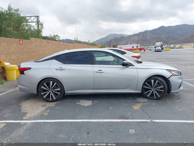 1N4BL4CV5NN398515 Nissan Altima Sr Fwd