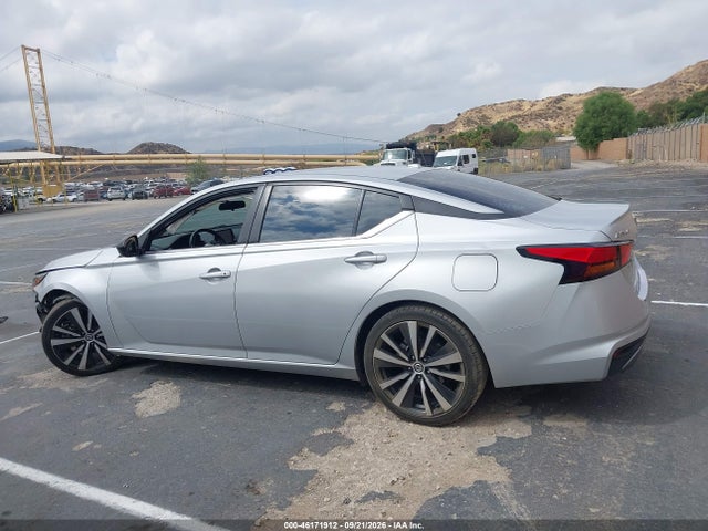 1N4BL4CV5NN398515 Nissan Altima Sr Fwd
