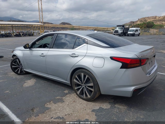 1N4BL4CV5NN398515 Nissan Altima Sr Fwd