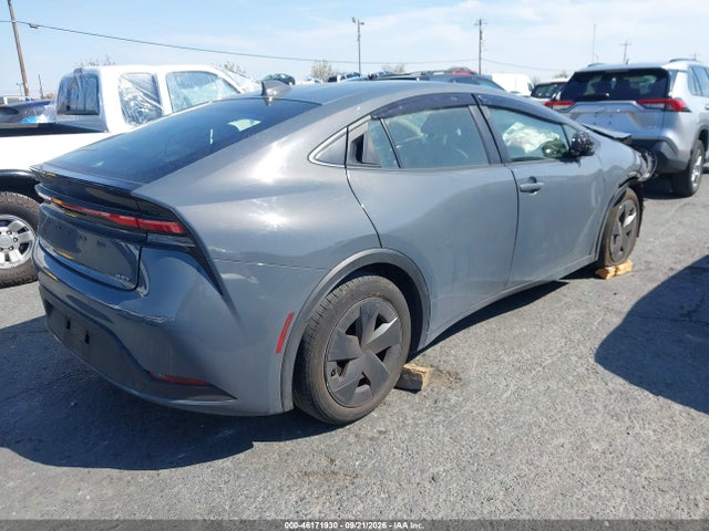 Toyota Prius Le 2025 JTDACAAU0S3051695 Image 4