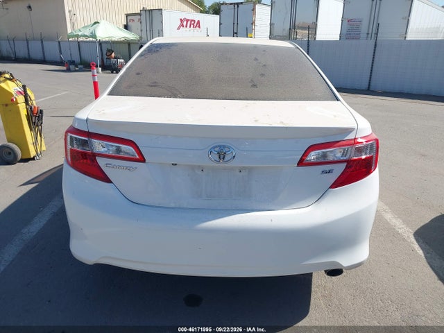 2014 Toyota Camry Se მანქანა იყიდება აუქციონზე, vin: 4T1BF1FK8EU436872, აუქციონის ნომერი: 46171995