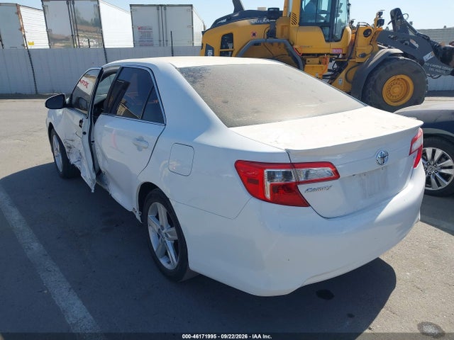 2014 Toyota Camry Se მანქანა იყიდება აუქციონზე, vin: 4T1BF1FK8EU436872, აუქციონის ნომერი: 46171995