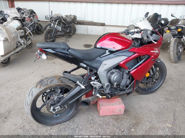 Triumph Motorcycle Daytona 660 2025 SMTL23UF0STCC9674 Image 4