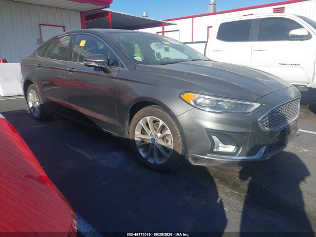 Продаж на аукціоні авто 2019 Ford Fusion Energi Titanium, vin: 3FA6P0SU9KR114576, номер лоту: 46172085