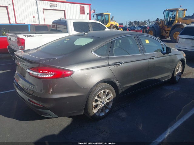 Продаж на аукціоні авто 2019 Ford Fusion Energi Titanium, vin: 3FA6P0SU9KR114576, номер лоту: 46172085