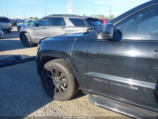 46172178 :رقم المزاد ، 1C4RJFAG0HC744601 vin ، 2017 Jeep Grand Cherokee Altitude 4x4 مزاد بيع