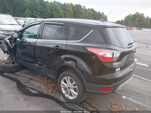 46172227 :رقم المزاد ، 1FMCU9G97HUA10230 vin ، 2017 Ford Escape Se مزاد بيع