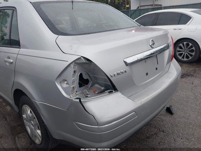 46172265 :رقم المزاد ، 3N1BC1AP5BL458532 vin ، 2011 Nissan Versa 1.8s مزاد بيع