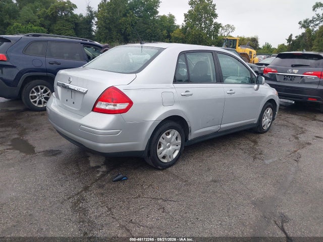 46172265 :رقم المزاد ، 3N1BC1AP5BL458532 vin ، 2011 Nissan Versa 1.8s مزاد بيع