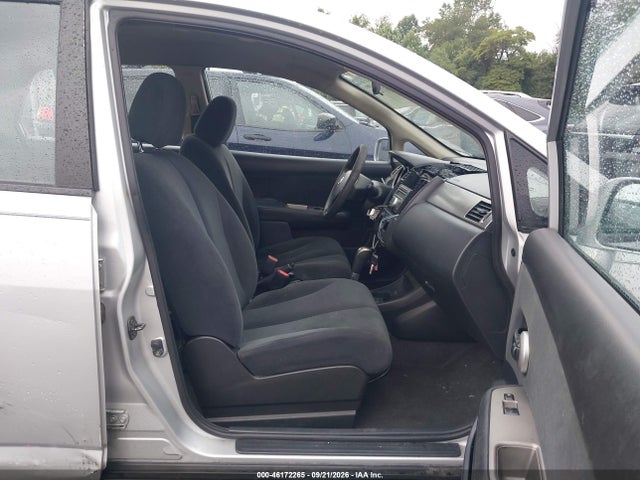 46172265 :رقم المزاد ، 3N1BC1AP5BL458532 vin ، 2011 Nissan Versa 1.8s مزاد بيع