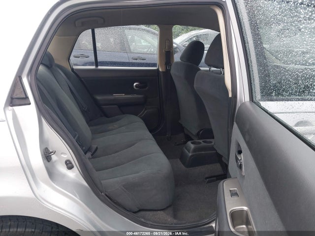 46172265 :رقم المزاد ، 3N1BC1AP5BL458532 vin ، 2011 Nissan Versa 1.8s مزاد بيع