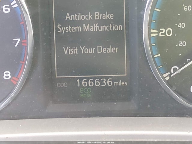 JTMWFREV7GJ081973 Toyota Rav4 Xle