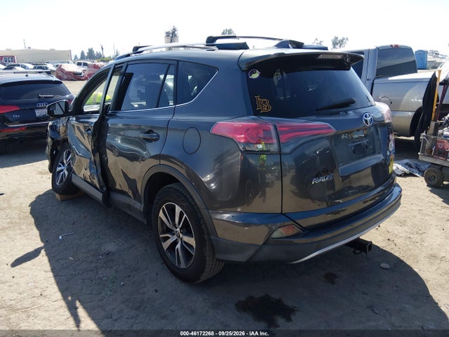 JTMWFREV7GJ081973 Toyota Rav4 Xle