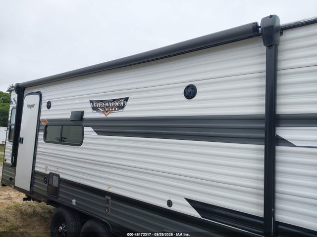 2022 Forest River Wildwood მანქანა იყიდება აუქციონზე, vin: 4X4TWDZ22N7374772, აუქციონის ნომერი: 46172317