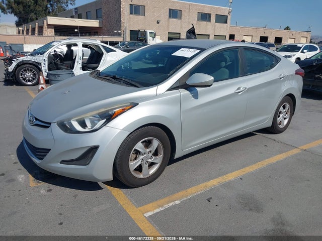 Hyundai ELANTRA SE 2015 5NPDH4AE6FH646408 Image 2