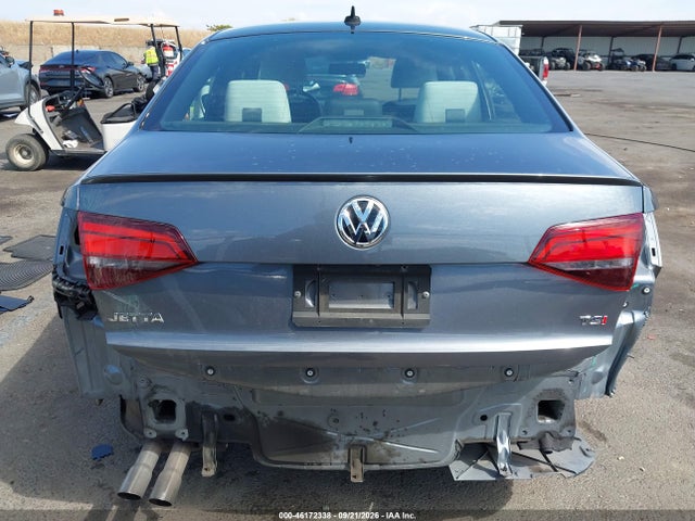 Aukcja sprzedaży 2017 Volkswagen Jetta 1.8t Sport, vin: 3VWD17AJXHM301816, numer aukcji: 46172338