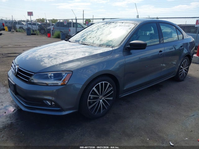 Aukcja sprzedaży 2017 Volkswagen Jetta 1.8t Sport, vin: 3VWD17AJXHM301816, numer aukcji: 46172338