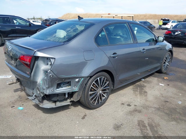 Aukcja sprzedaży 2017 Volkswagen Jetta 1.8t Sport, vin: 3VWD17AJXHM301816, numer aukcji: 46172338