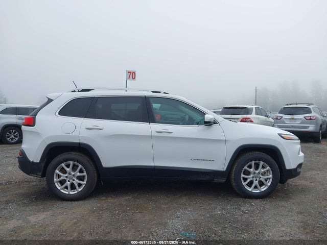 46172385 :رقم المزاد ، 1C4PJMCB8JD528654 vin ، 2018 Jeep Cherokee Latitude 4x4 مزاد بيع