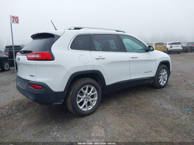 46172385 :رقم المزاد ، 1C4PJMCB8JD528654 vin ، 2018 Jeep Cherokee Latitude 4x4 مزاد بيع