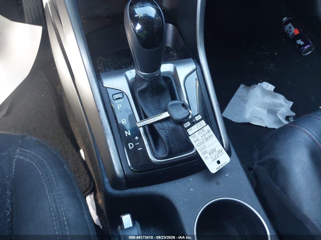 KMHD35LH1GU318182 Hyundai ELANTRA GT