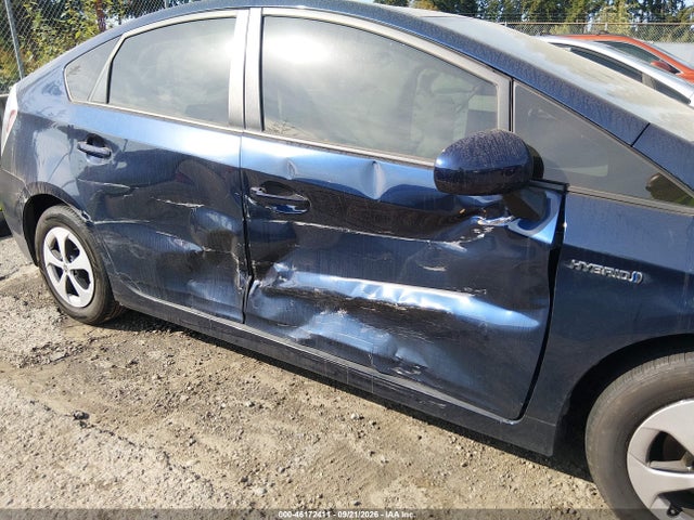 2015 Toyota Prius Four მანქანა იყიდება აუქციონზე, vin: JTDKN3DU1F1914138, აუქციონის ნომერი: 46172411