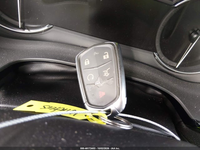 46172453 :رقم المزاد ، 1GYKPAR4XNZ173537 vin ، 2022 Cadillac Xt6 Luxury مزاد بيع
