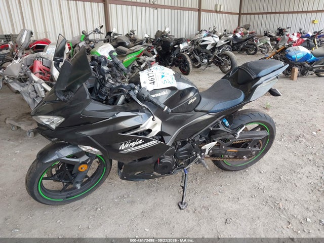 Продажа на аукционе авто 2022 Kawasaki Ex400, vin: JKAEXKG18NDAF2240, номер лота: 46172498
