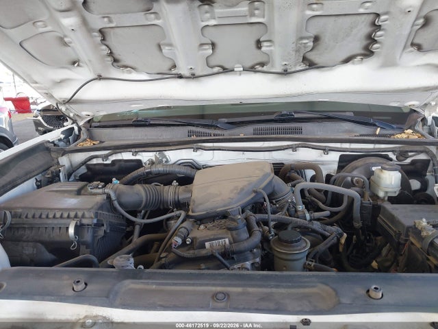 46172519 :رقم المزاد ، 5TFAX5GNXGX068175 vin ، 2016 Toyota Tacoma Sr5 مزاد بيع