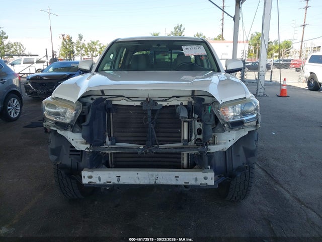 46172519 :رقم المزاد ، 5TFAX5GNXGX068175 vin ، 2016 Toyota Tacoma Sr5 مزاد بيع