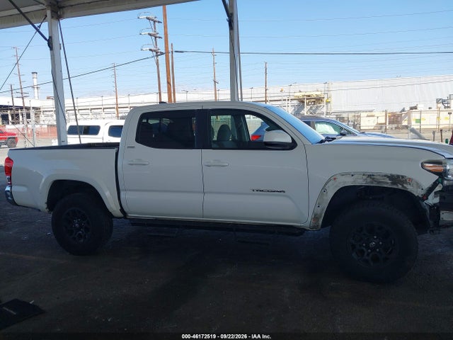 46172519 :رقم المزاد ، 5TFAX5GNXGX068175 vin ، 2016 Toyota Tacoma Sr5 مزاد بيع