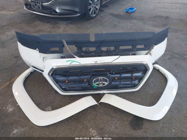 46172519 :رقم المزاد ، 5TFAX5GNXGX068175 vin ، 2016 Toyota Tacoma Sr5 مزاد بيع